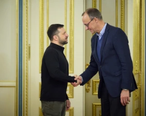 Прибрати камінь: які оборудки приховані за словами Мерца про "здачу" територій